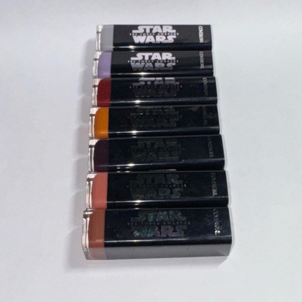 Entire set of Cover Girl Star Wars Lipsticks including number 70! New / Sealed
